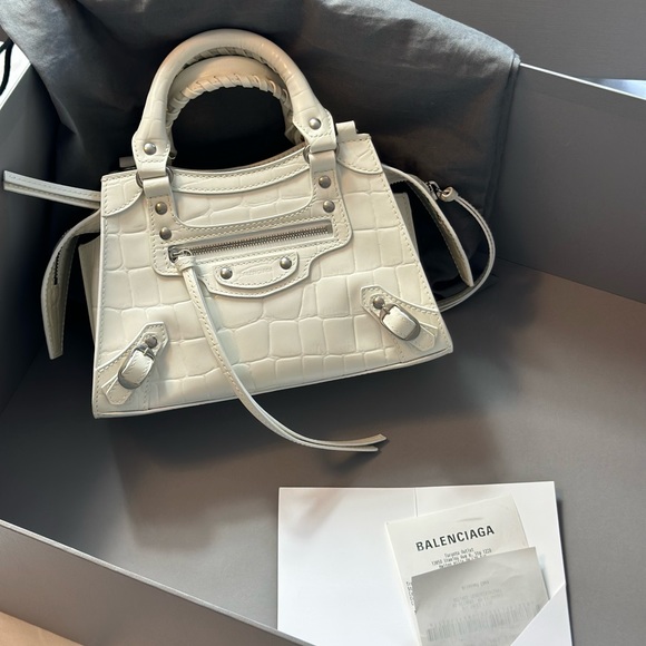 Balenciaga 
White Croc Super Nano Neo Classic Bag (brand new) - Picture 3 of 10